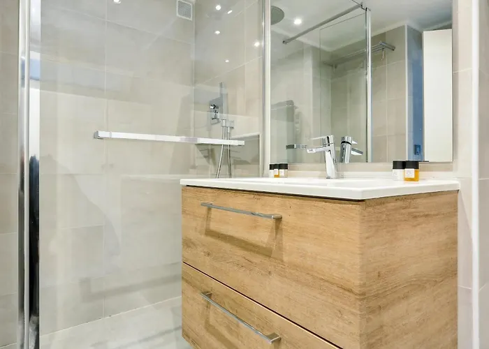 Les Halles & Le Marais - 2br - Cityapartmentstay Apartment